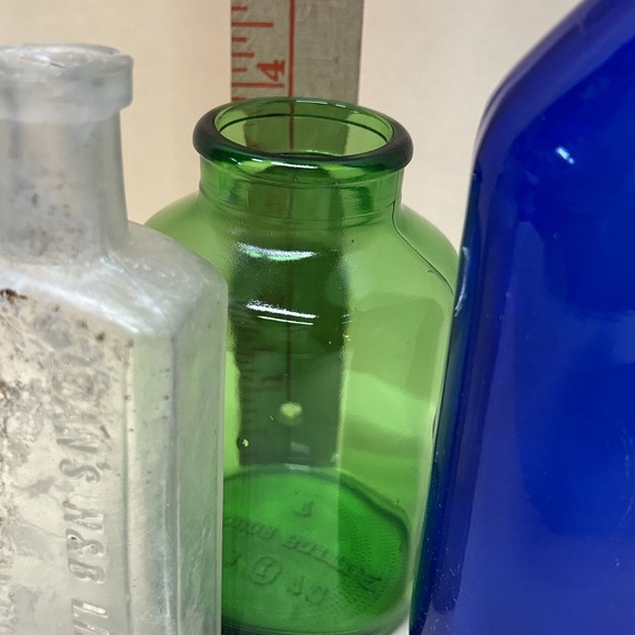 3 Vintage Bottles Antique Pharmacy / Medicine Bottles Cobalt Blue, Liquor Bottle - Picture 12 of 14